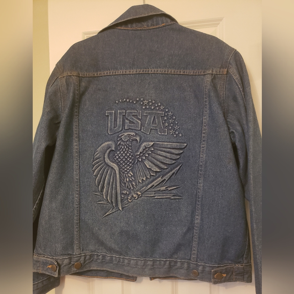 Vintage Imbossed USA Eagle Jean Jacket Size Medium Made In USA